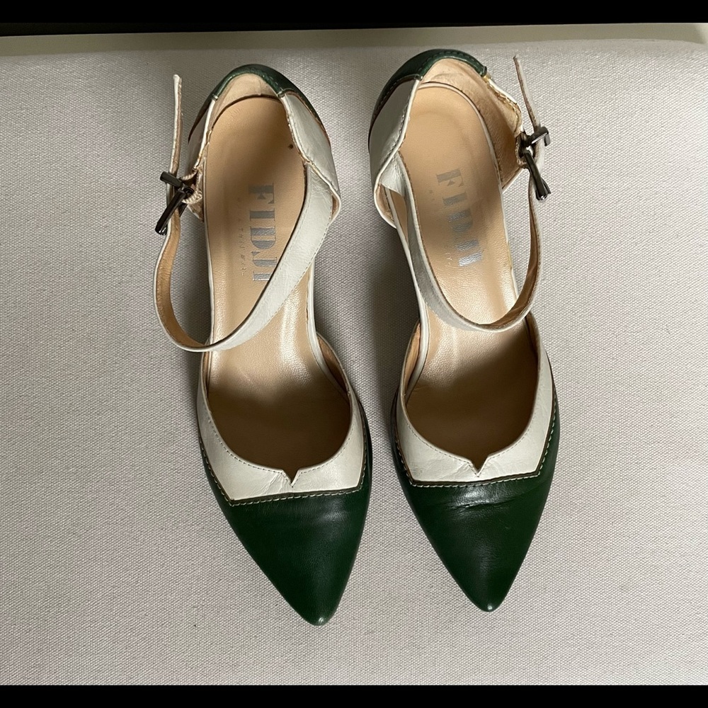 Fidji Sandals in colorblock green/ white size 37 (6.5 US)